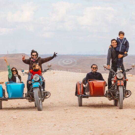 En sidecar dans le désert d'Agafay - Activités et expériences - Travel And Events